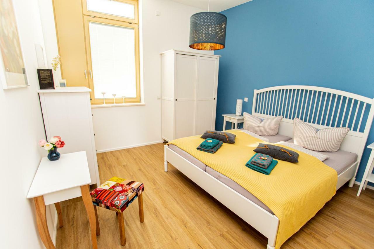 Eckhof Domizil - Grosszuegige Ferienwohnung Mit Kleinem Garten In Der Altstadt Von Gotha Dış mekan fotoğraf